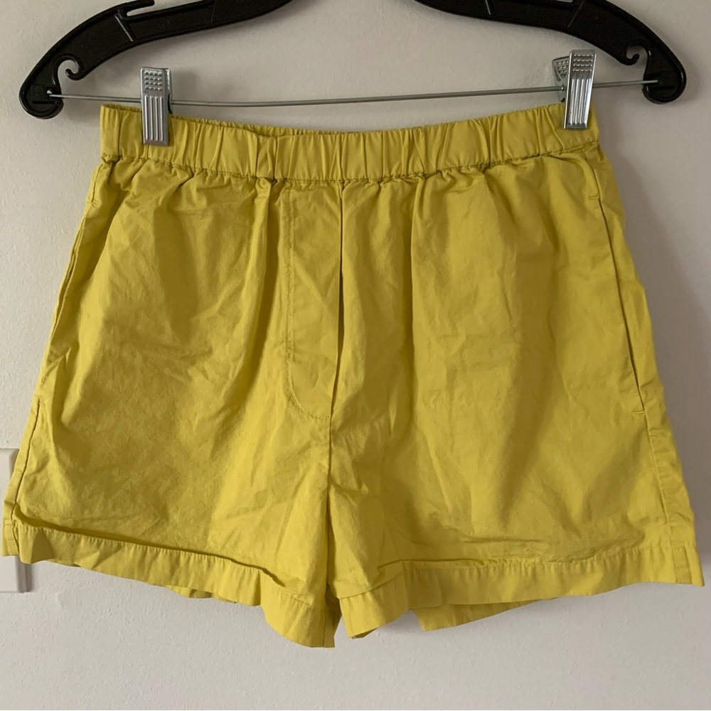 Wilfred Free Aritzia Yellow Breeze Cotton Shorts Womens Small S Pockets
